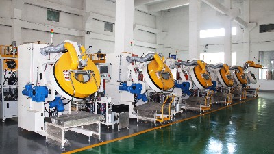 噴涂機(jī)生產(chǎn)廠家哪家好？蘇州安捷倫16年50多項專利可定制