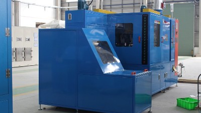 【滾膠機發貨】高求美達定制減震器襯套內孔自動滾膠機發貨